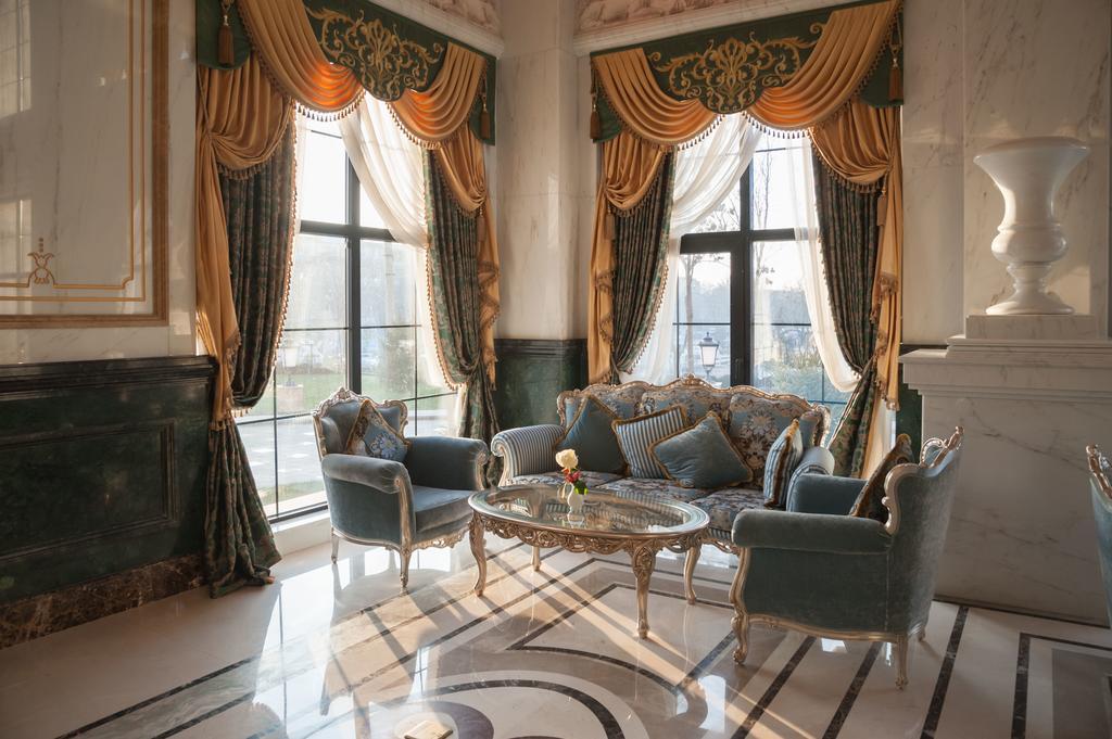 Rixos Khadisha Shymkent Hotel Luaran gambar The interior of the hotel