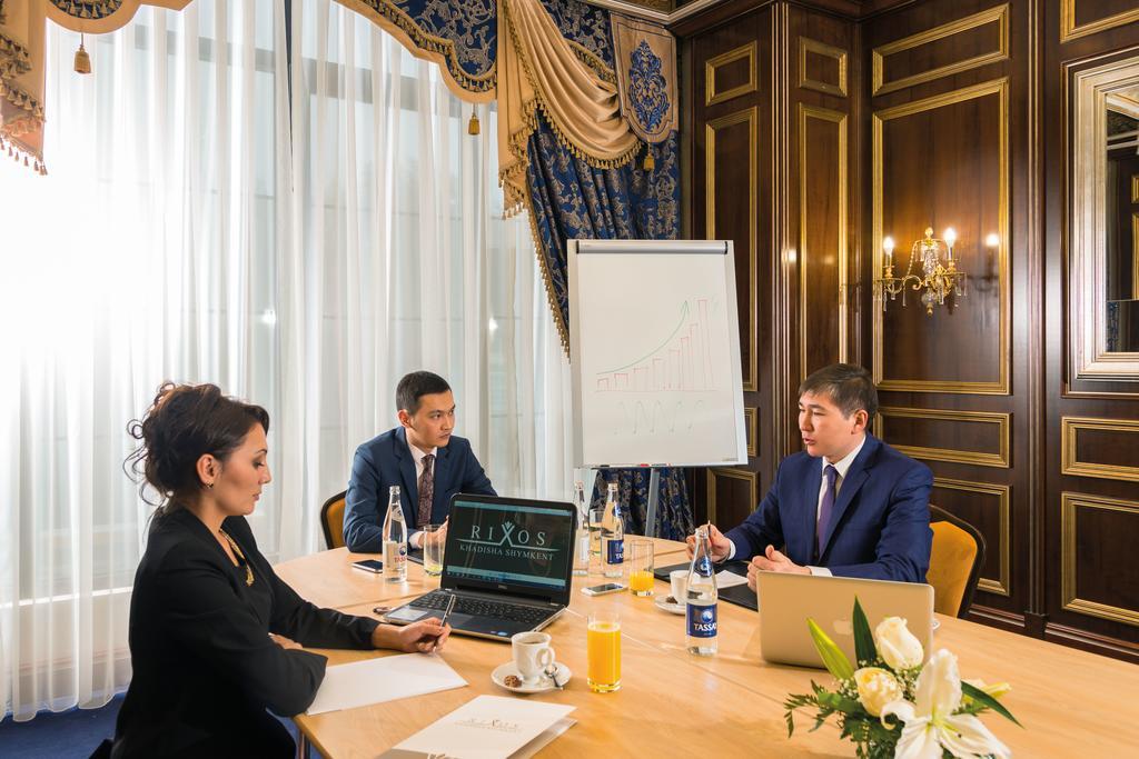 Rixos Khadisha Shymkent Hotel Luaran gambar Meeting room